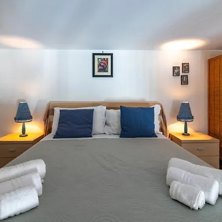 Guesthost - Loft Della Rosa Bianca *